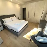 Dreamer House Deluxe - Lakeview Lägenhet Colico